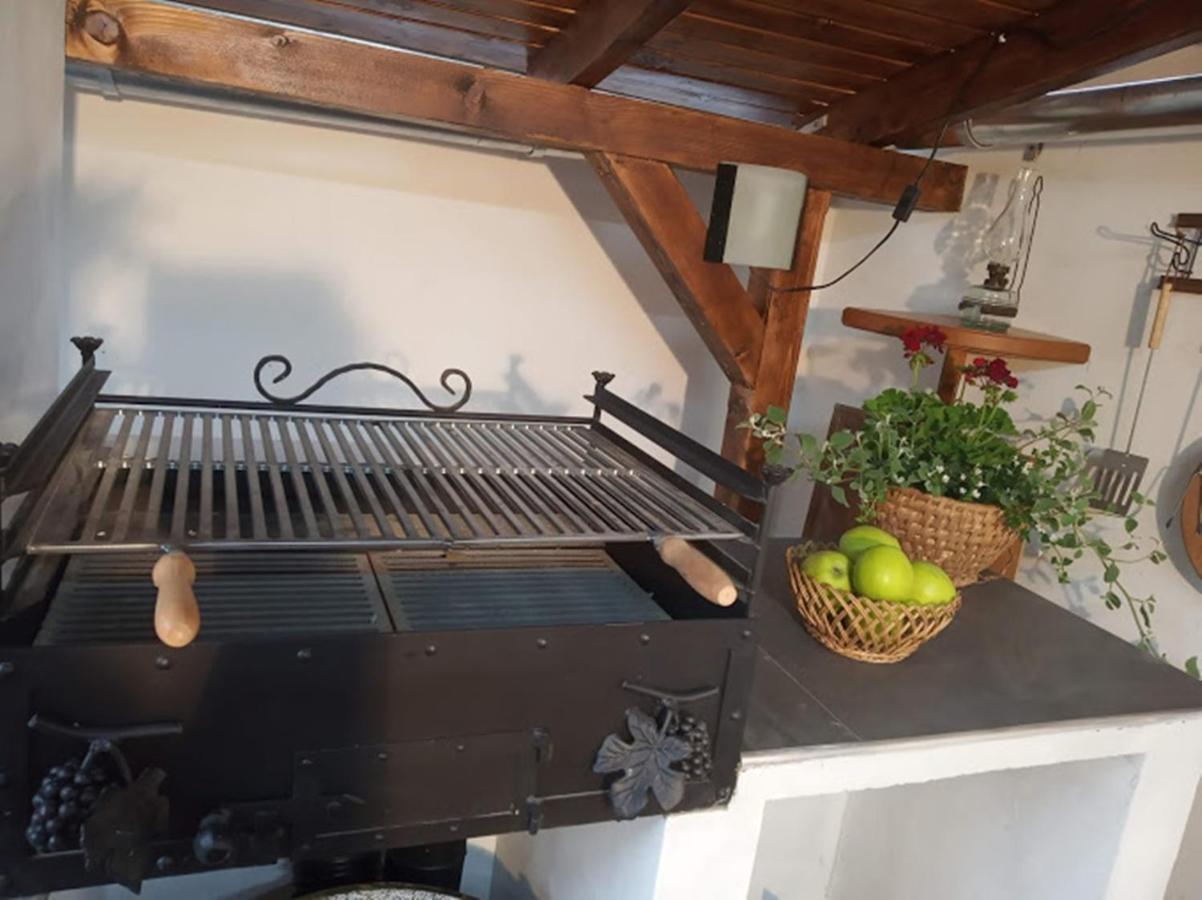 Bazsi Apartman Hajdúszoboszló Zewnętrze zdjęcie