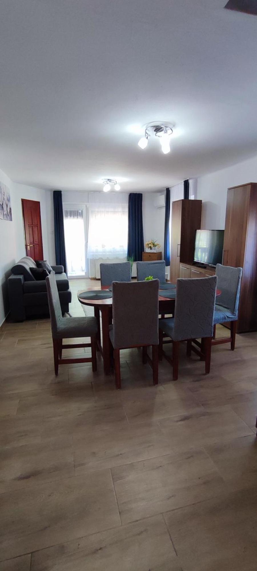 Bazsi Apartman Hajdúszoboszló Zewnętrze zdjęcie